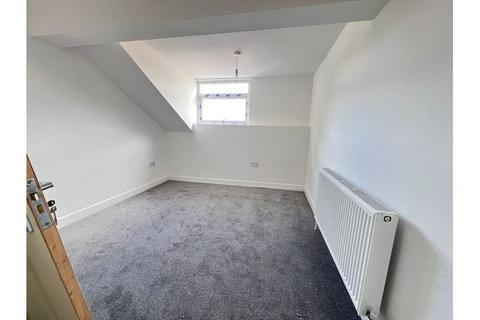 2 bedroom flat to rent, Alcester Road, Moseley, Birmingham