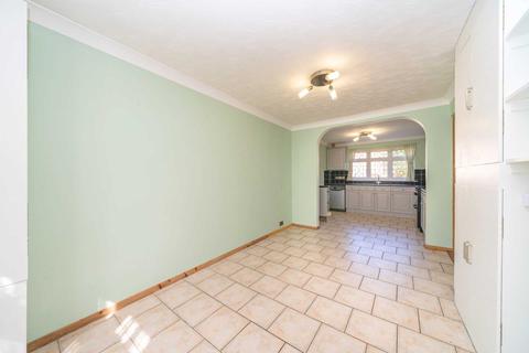 86 Horsecroft Road, Hemel Hempstead, HP1 1PX