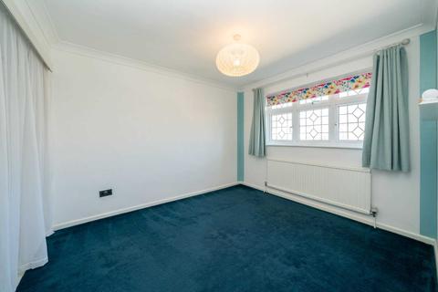 86 Horsecroft Road, Hemel Hempstead, HP1 1PX