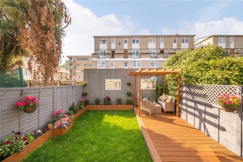 15 Parsonage Street, London, E14 3DB