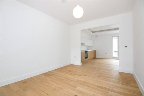 1 bedroom apartment to rent, Chiswick High Road, London, W4
