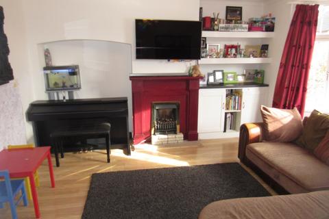 131 Abbots Road, Edgware, HA8 0RX