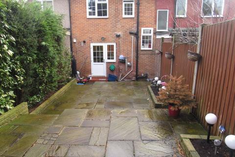 131 Abbots Road, Edgware, HA8 0RX