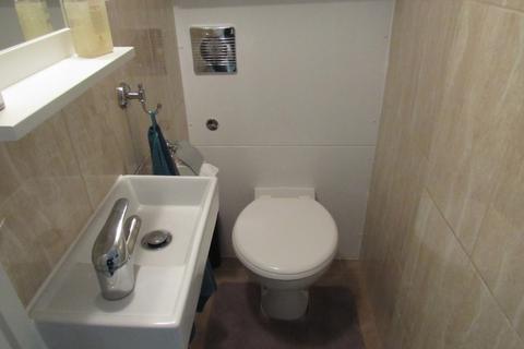 131 Abbots Road, Edgware, HA8 0RX