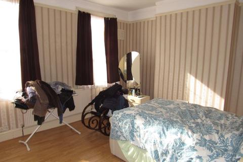 8 Ravensworth Road, London, NW10 5NR