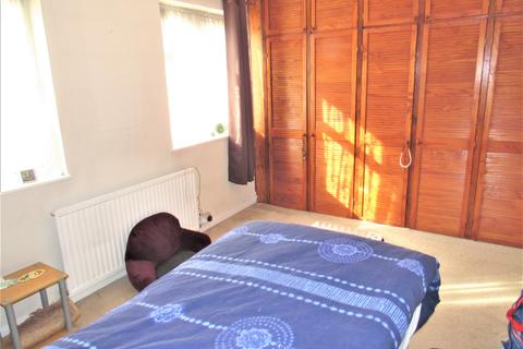 1 Fryent Fields, London, NW9 7HF