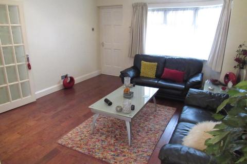 104 Wood Lane, London, NW9 7LX