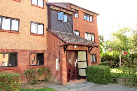 Flat 20, Curie Gardens Pasteur Close, London, NW9 5JF