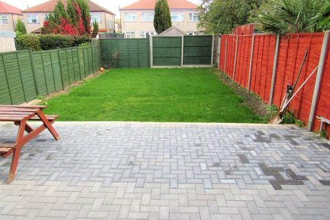 45 Holyrood Avenue, Harrow, HA2 8UD