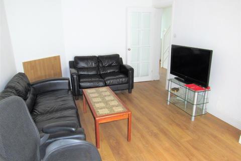 45 Holyrood Avenue, Harrow, HA2 8UD
