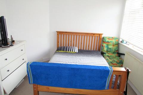 45 Holyrood Avenue, Harrow, HA2 8UD