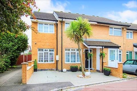 41 Ramulis Drive, Hayes, UB4 9PZ