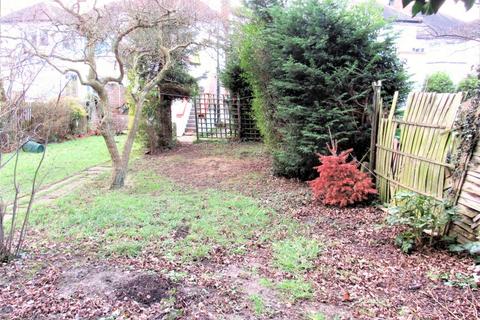 19a Leith Close, London, NW9 8DE