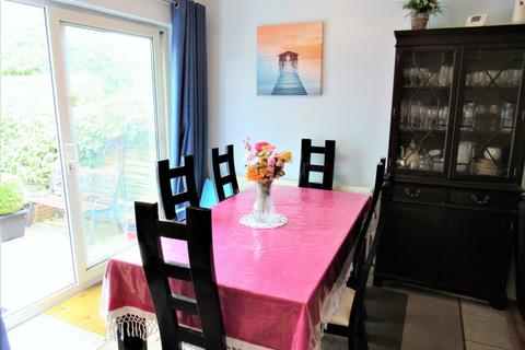 54 Abercorn Crescent, Harrow, HA2 0PT