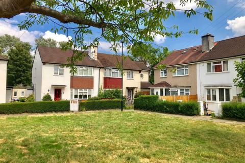 5 Vine Court, Harrow, HA3 0TR