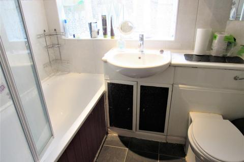 5 Vine Court, Harrow, HA3 0TR