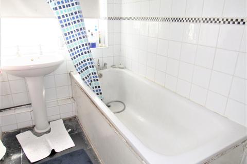 14 Fairfields Close, London, NW9 0PH