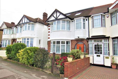 36 Highfield Avenue, London, NW9 0PY