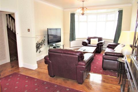 36 Highfield Avenue, London, NW9 0PY