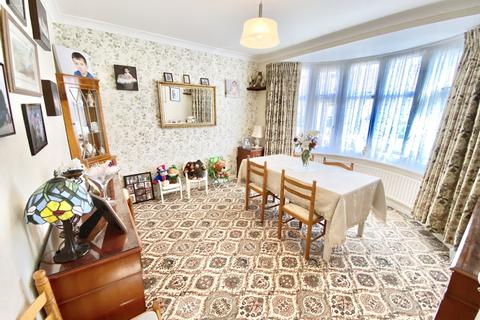 1 Summit Close, London, NW9 0UL