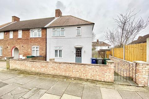 162 Abbots Road, Edgware, HA8 0SA