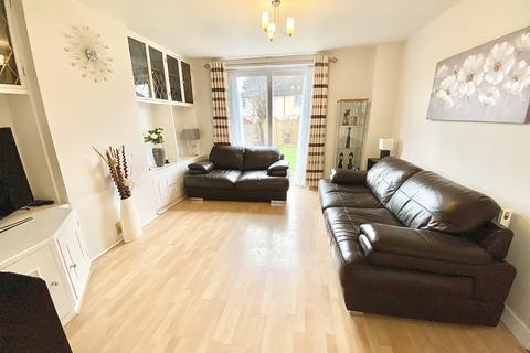 162 Abbots Road, Edgware, HA8 0SA