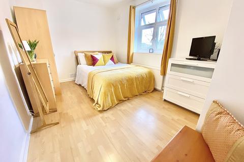 162 Abbots Road, Edgware, HA8 0SA
