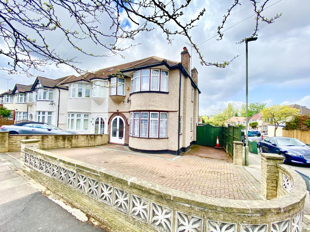 Colin Crescent, Colindale, NW9 3 bed semi-detached house - £675,000