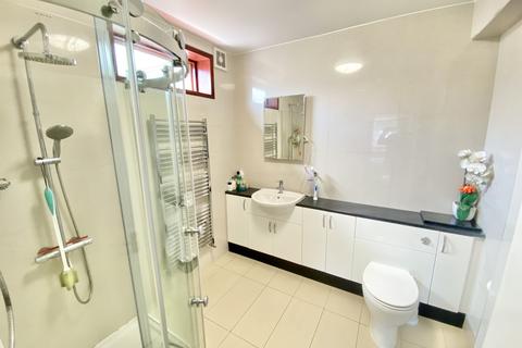 1 Radley Gardens, Harrow, HA3 9NZ