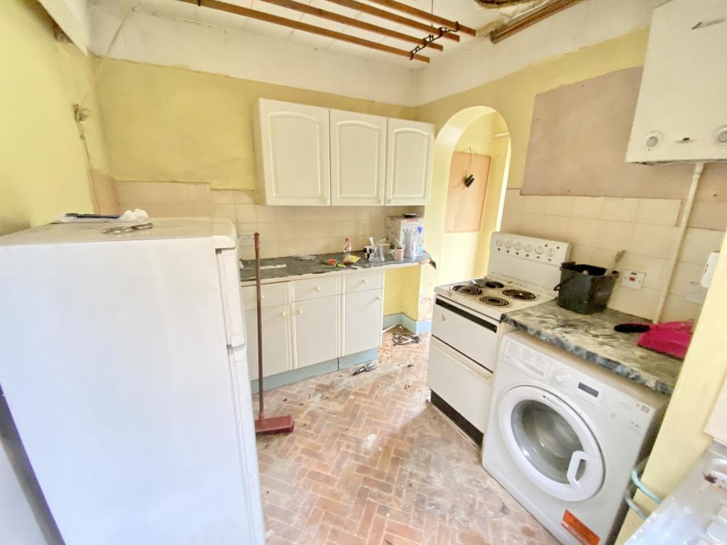 Belmont Road, Harrow, HA3 3 bed terraced house £410,000