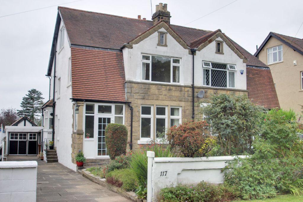 Otley Old Road, Lawnswood, Leeds LS16... 4 bed semidetached house £