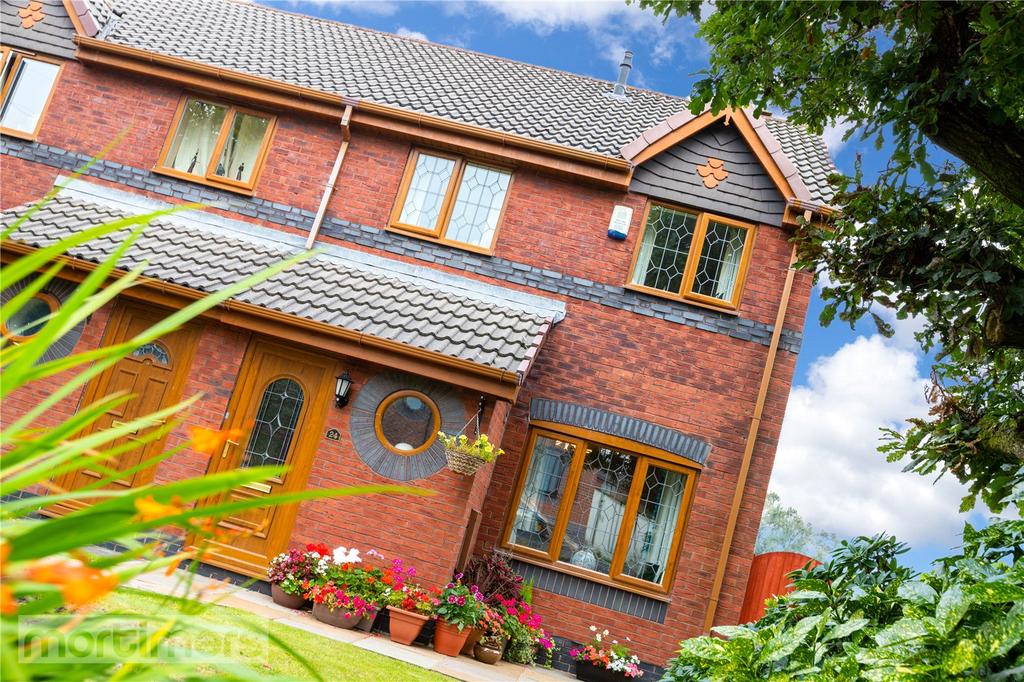 Dale View, Blackburn, BB2 3 bed semidetached house £179,950