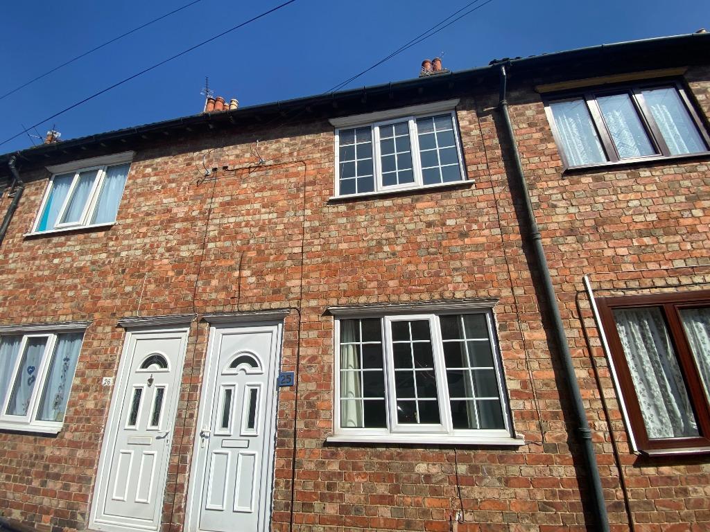 Tyndal Road, Grantham, Grantham, NG31 2 bed terraced house £675 pcm