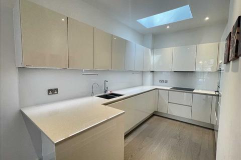 3 bedroom terraced house for sale, Handley Drive, Greenwich