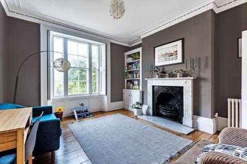 6 Canynge Square, Bristol, BS8 3LA