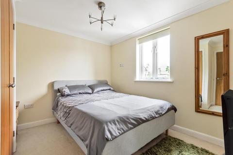 9 Mill Walk, Witney, OX28 6FY