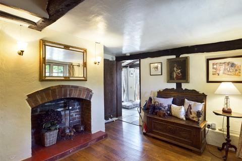 Oates Cottage Goring Lane, Goddards Green, Reading, RG7 3AY