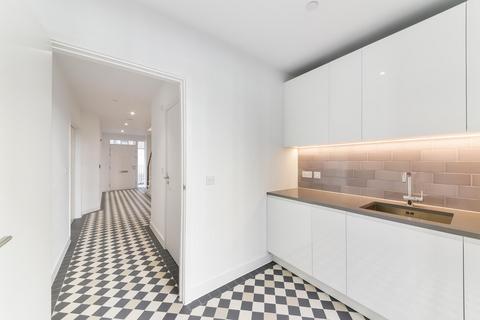 4 bedroom townhouse for sale, Schooner Road, Royal Wharf, London, E16