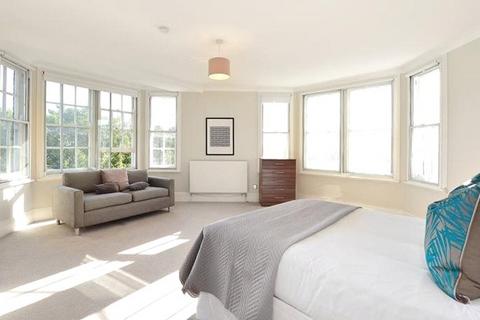 5 bedroom apartment to rent, Strathmore Court, Park Road, St John's Wood, London, NW8