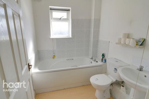 1 bedroom flat for sale - Stour Road, HARWICH