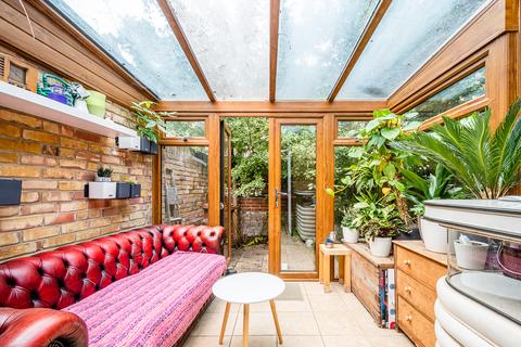 149c Brooke Road, London, E5 8AG