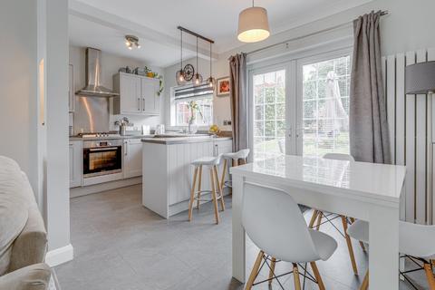35 Croft Down Road, Solihull, B92 9BD
