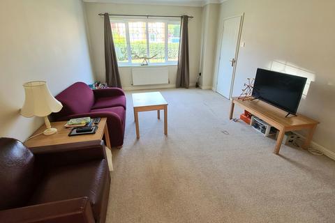 15 Falcon Way, Brackley, NN13 6PZ