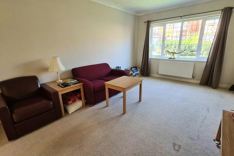 15 Falcon Way, Brackley, NN13 6PZ