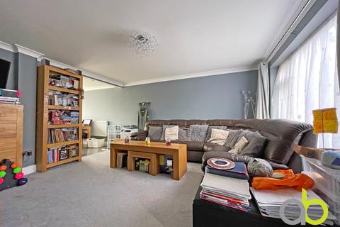 8 Deben, East Tilbury, Tilbury, RM18 8RG