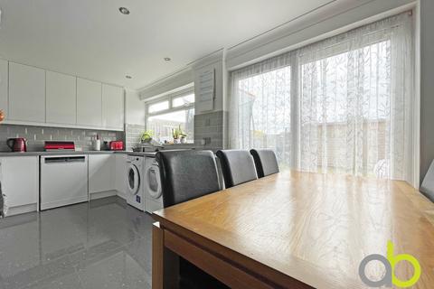 8 Deben, East Tilbury, Tilbury, RM18 8RG
