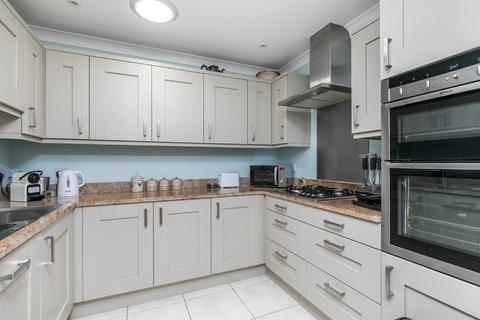 2, Vernham Mews, 24 Vernham Road, Winchester, SO22 6BS