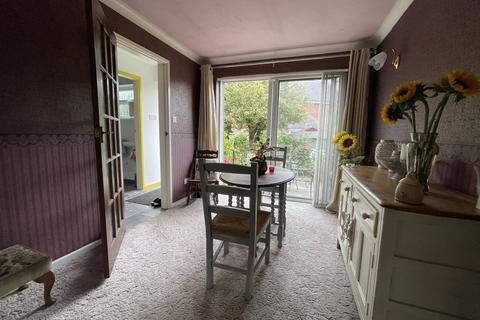 68 Colesbourne Road, Solihull, B92 8LF