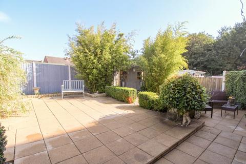 2 Magna Close, Dawley, Telford, TF4 3NT