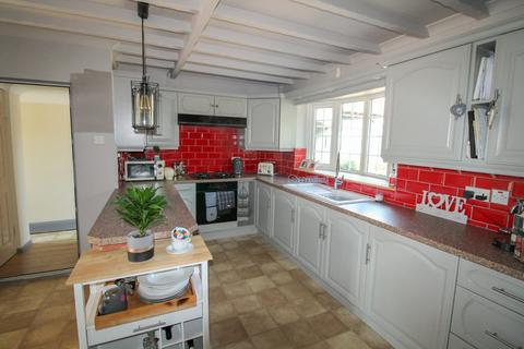 2 Magna Close, Dawley, Telford, TF4 3NT